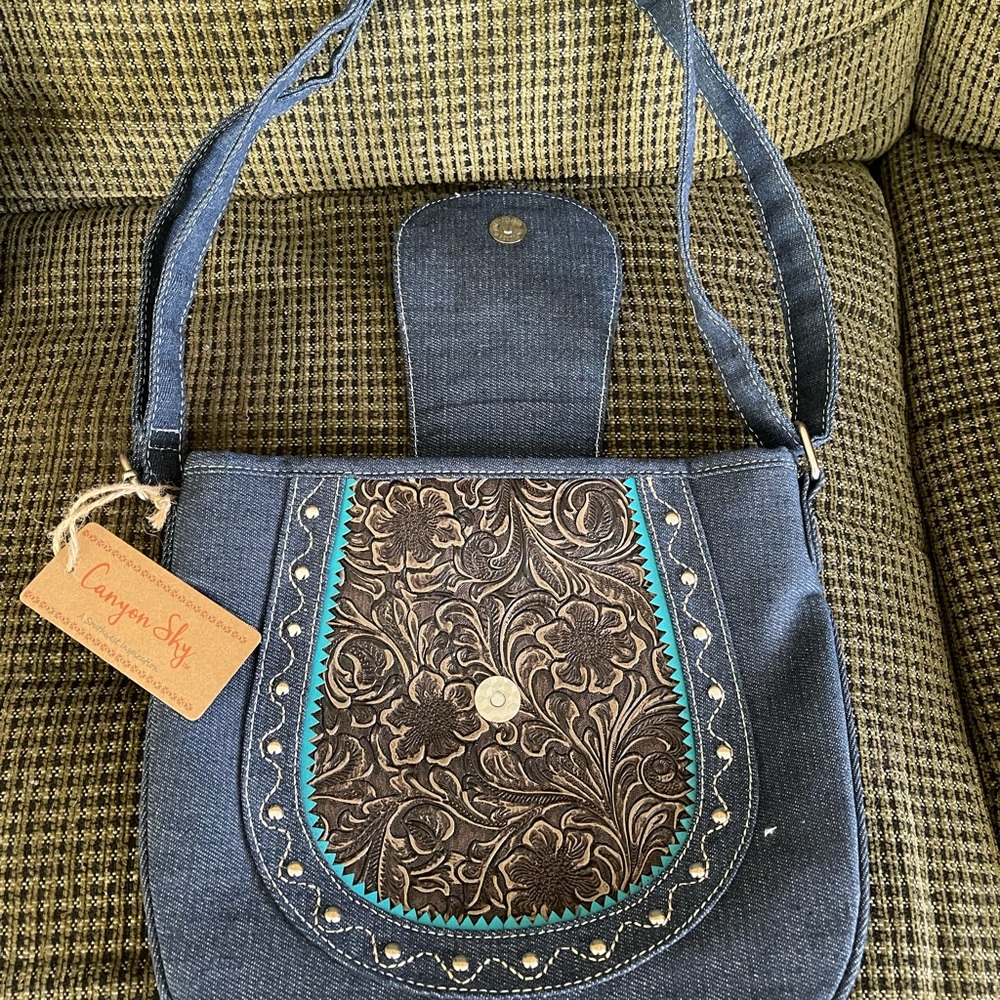 Canyon Sky Shoulder Bag